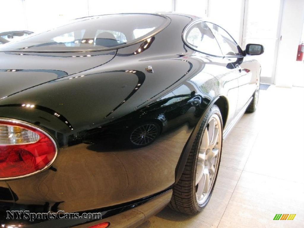 2005 XK XKR Coupe - Ebony Black / Cashmere photo #9