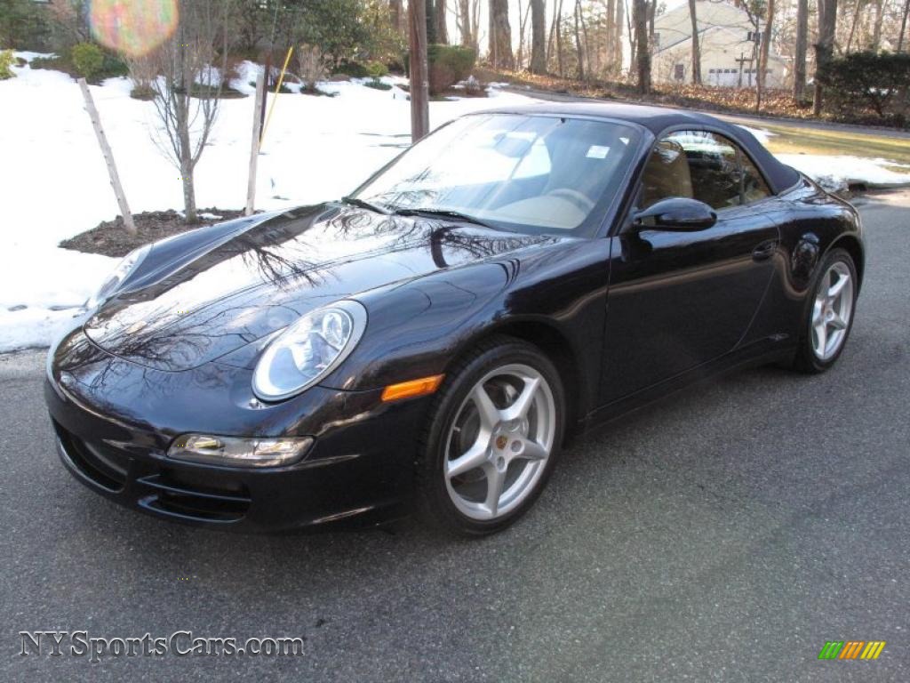 Midnight Blue Metallic / Sand Beige Porsche 911 Carrera 4 Cabriolet Midnight Blue Metallic / Sand Beige Porsche 911 Carrera 4 Cabriolet