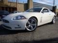 Jaguar XK XKR Coupe in Porcelain
