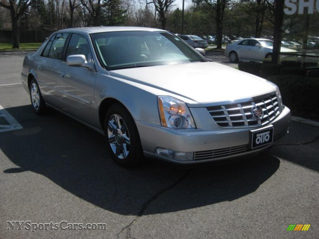 2006 Cadillac Dts In Light Platinum Metallic 115523