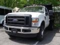 Ford F350 Super Duty XL Regular Cab 4x4 Chassis in Oxford White