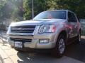 Ford Explorer XLT 4x4 in Silver Birch Metallic