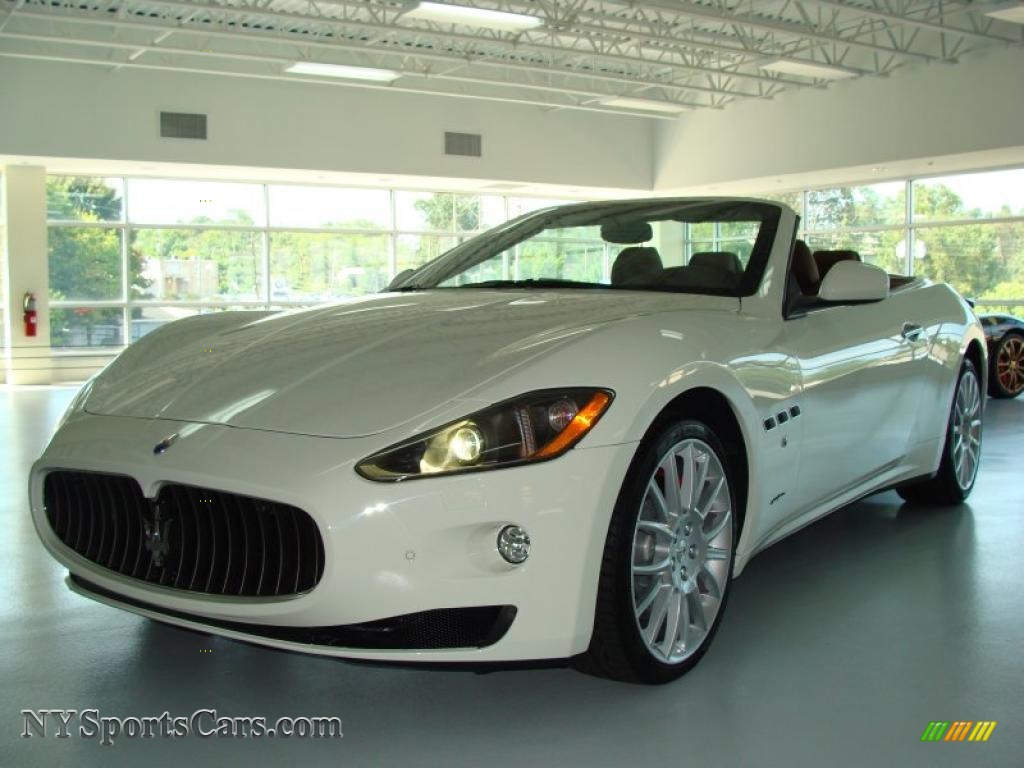 Maserati+grancabrio+white