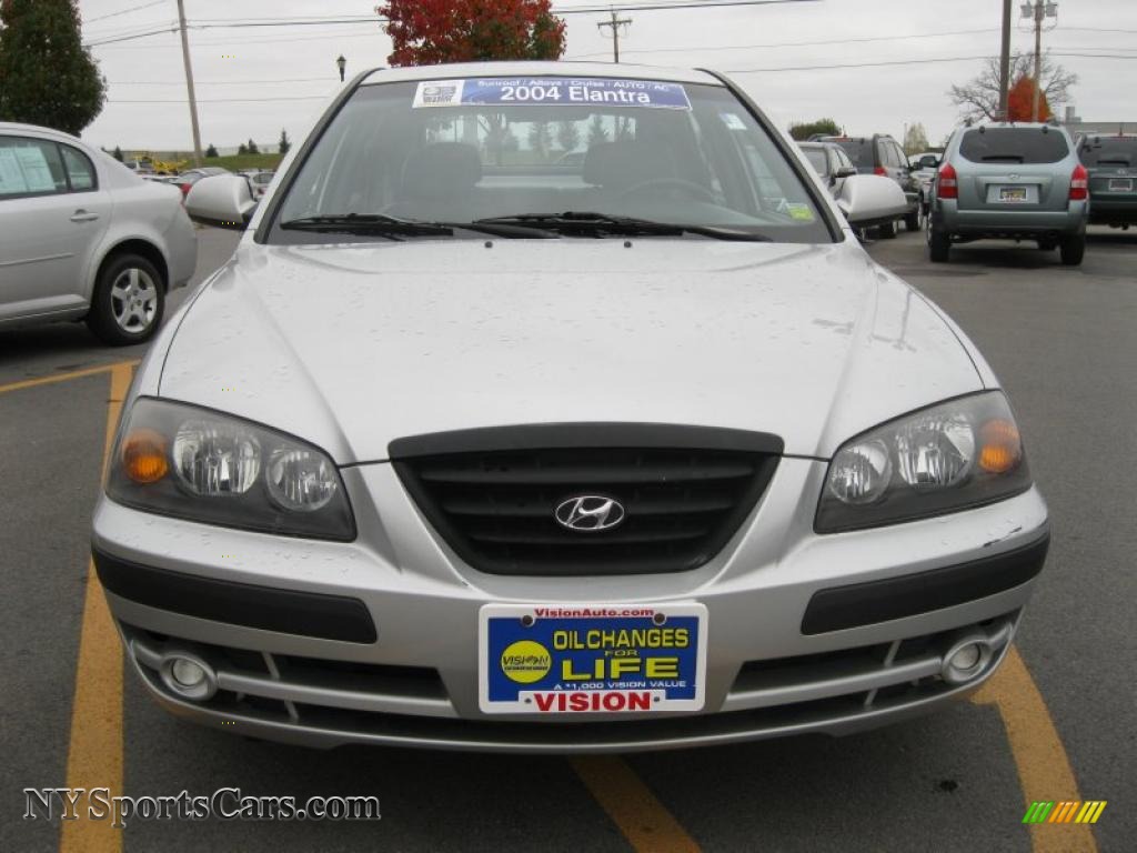 2004 Hyundai Elantra GT Hatchback in Sterling Silver photo ...