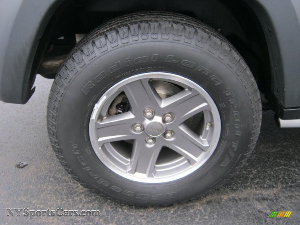 2005 Jeep Liberty Renegade 4x4 in Black Clearcoat photo ...