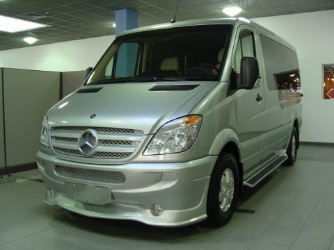 White Mercedes Sprinter Van. 2010 Mercedes-Benz Sprinter