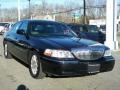 Lincoln Town Car Signature Limited Black photo #1