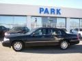 Lincoln Town Car Signature Limited Black photo #19