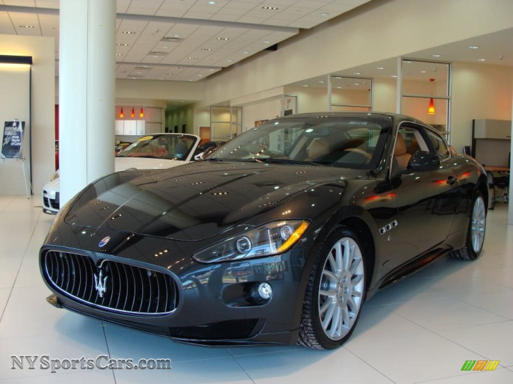 Maserati GRANTURISMO S 2011