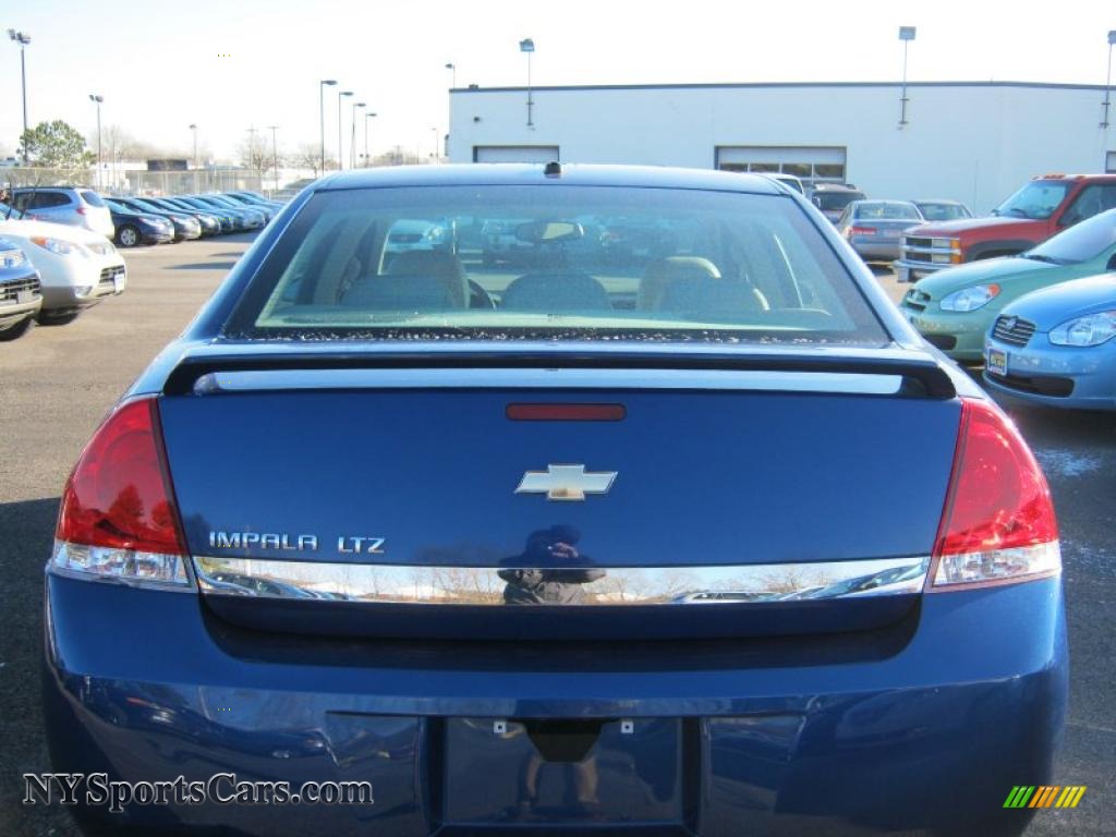 2006 Impala LTZ - Laser Blue Metallic / Neutral Beige photo #17