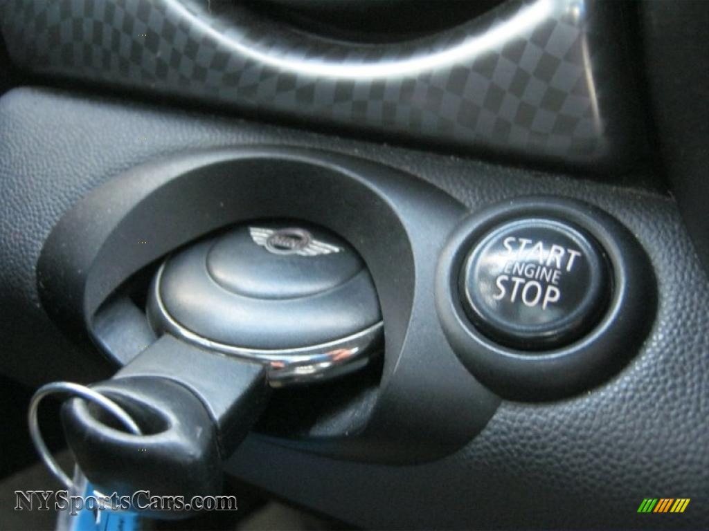2007 Mini Cooper S Hardtop in Astro Black Metallic photo ...