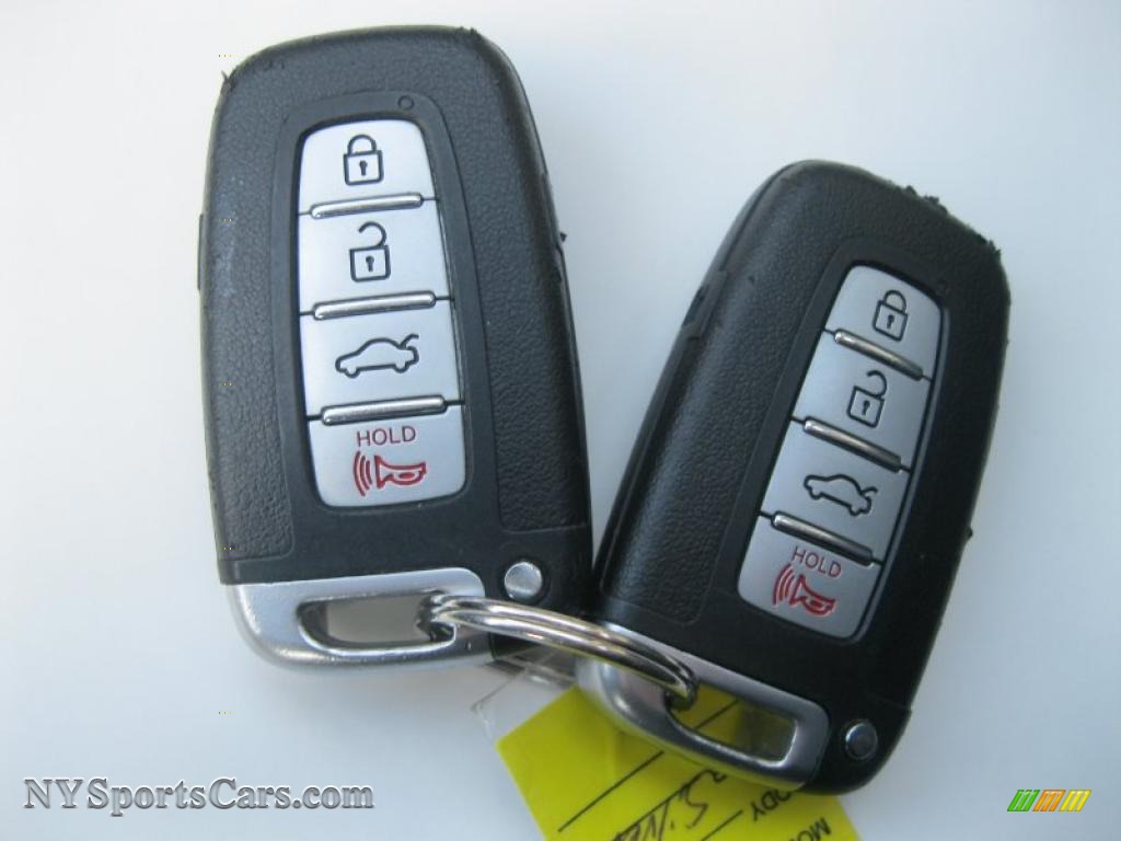 2009 Hyundai Genesis 3.8 Sedan in Titanium Gray Metallic ...