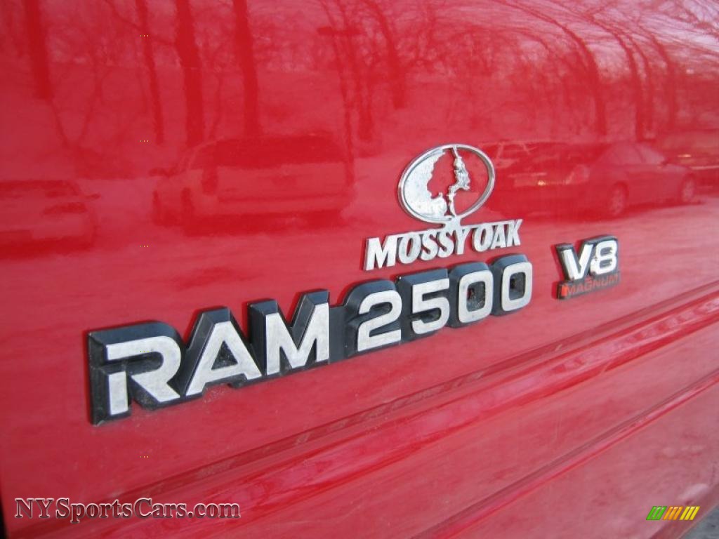2000 Ram 2500 ST Extended Cab 4x4 - Flame Red / Mist Gray photo #18