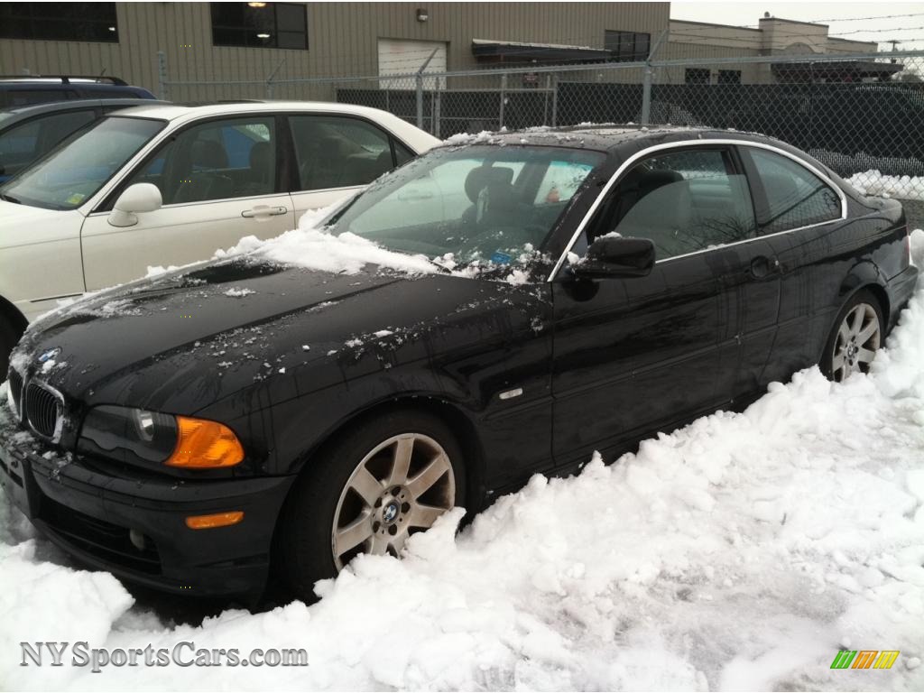 bmw 323i black