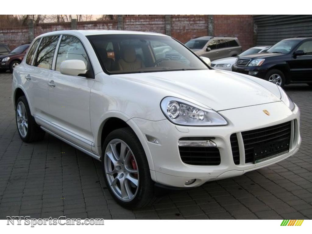 2008 Porsche Cayenne Turbo in Sand White photo 3 65NFG4