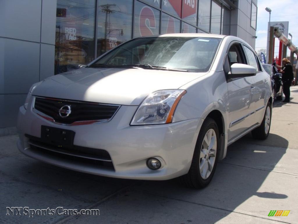 2010 Nissan Sentra 2.0 SL in Brilliant Silver Metallic ... 2010 Nissan Sentra 2.0 SL in Brilliant Silver Metallic ...