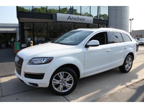 Audi Q7 White. Ibis White Audi Q7 3.0 TFSI