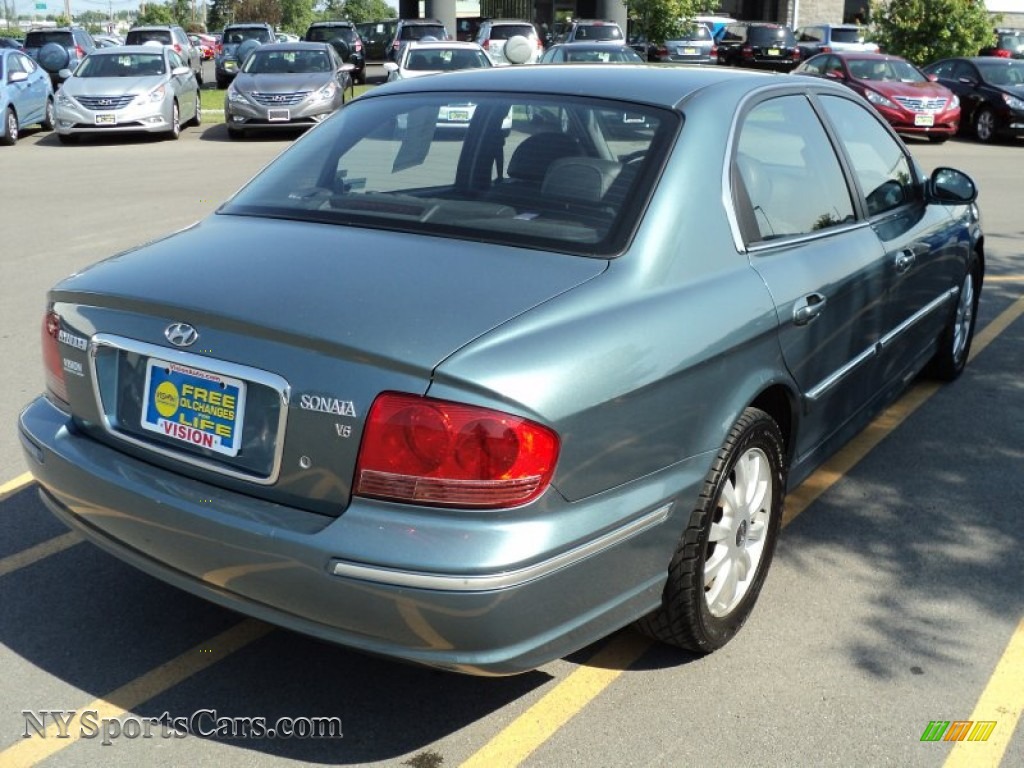 2004 Hyundai Sonata LX in Celadon Green photo #2 - 047723 ...