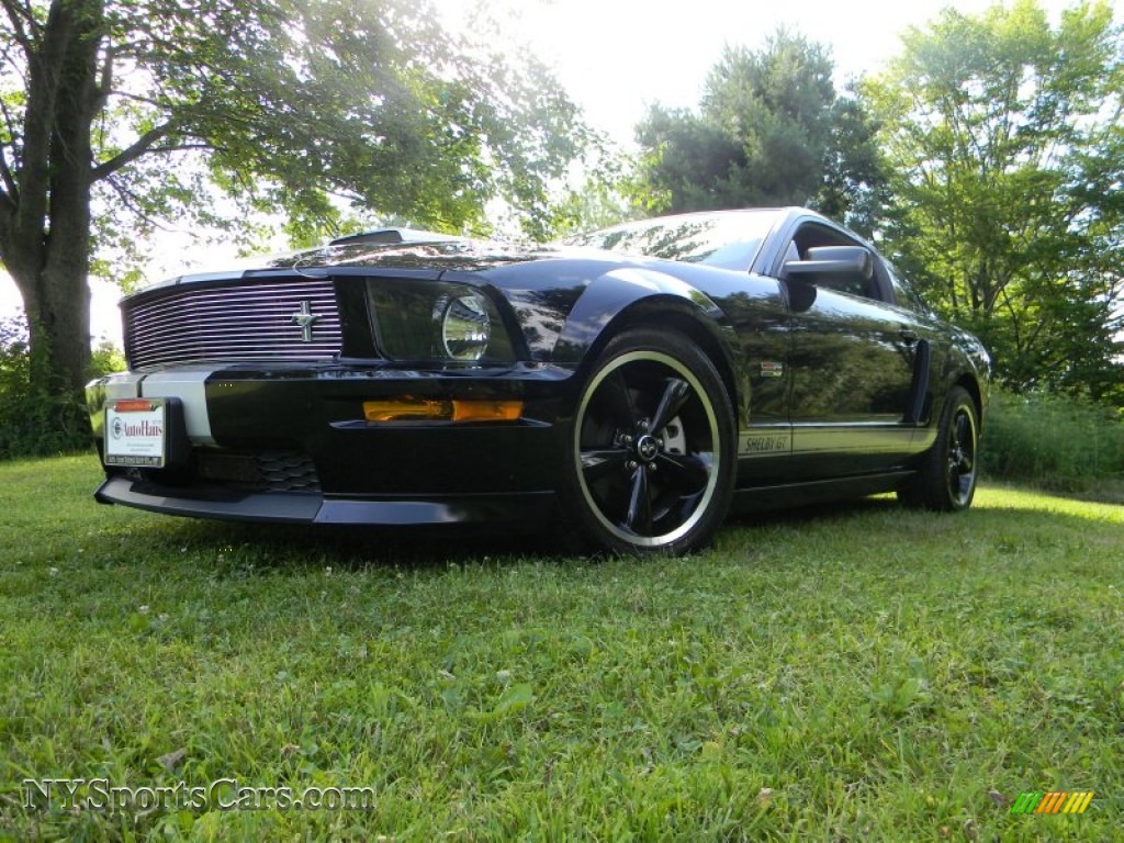 2007 Mustang GT Premium Coupe - Black / Dark Charcoal photo #24