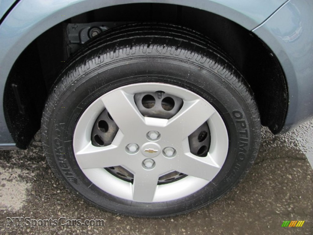 chevy cobalt 2006 tires