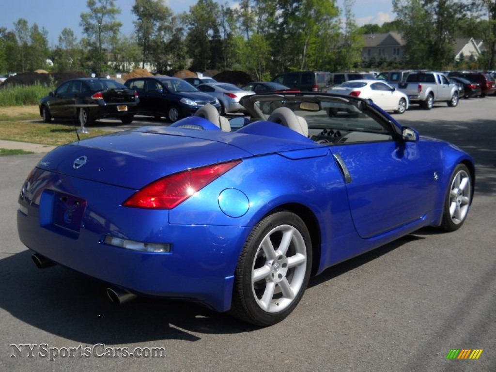 2005 350Z Touring Roadster - Daytona Blue Metallic / Frost photo #2