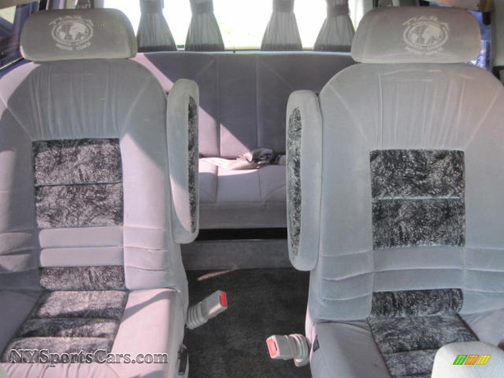2000 Astro AWD Passenger Conversion Van - Teal Blue Metallic / Medium Gray photo #7