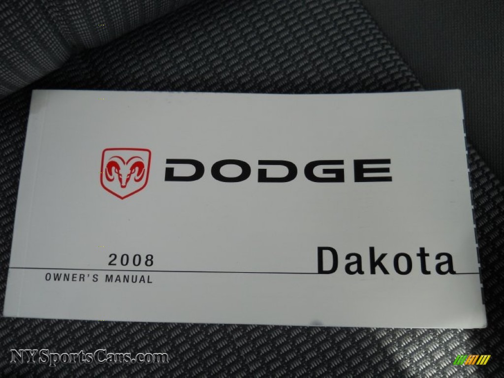 2008 Dakota SLT Crew Cab 4x4 - Inferno Red Crystal Pearl / Dark Slate Gray/Medium Slate Gray photo #20