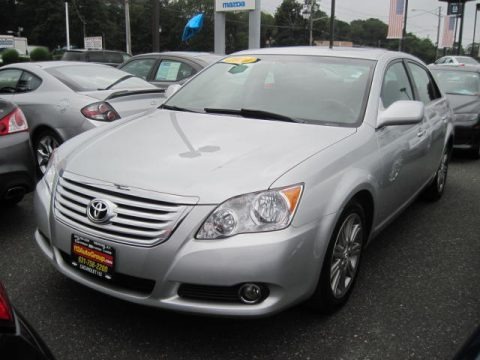 Classic Silver Metallic 2010 Toyota Avalon Limited