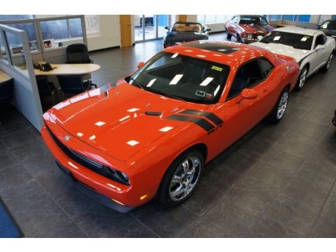 HEMI Orange 2009 Dodge Challenger R/T