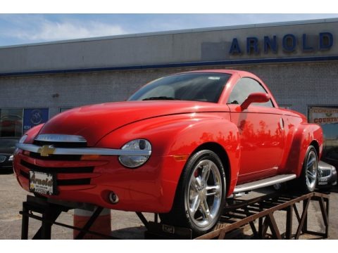 Redline Red 2005 Chevrolet SSR 