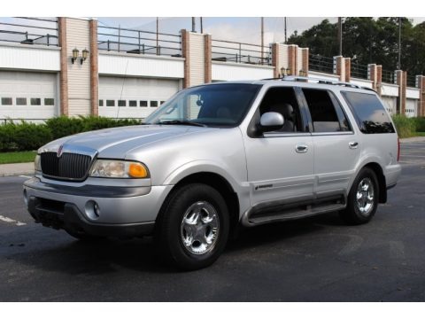 Silver Metallic 1999 Lincoln Navigator 4x4