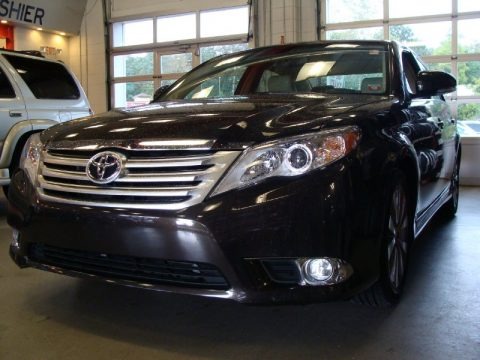 Black 2011 Toyota Avalon 