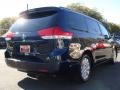 Toyota Sienna LE AWD South Pacific Blue Pearl photo #4