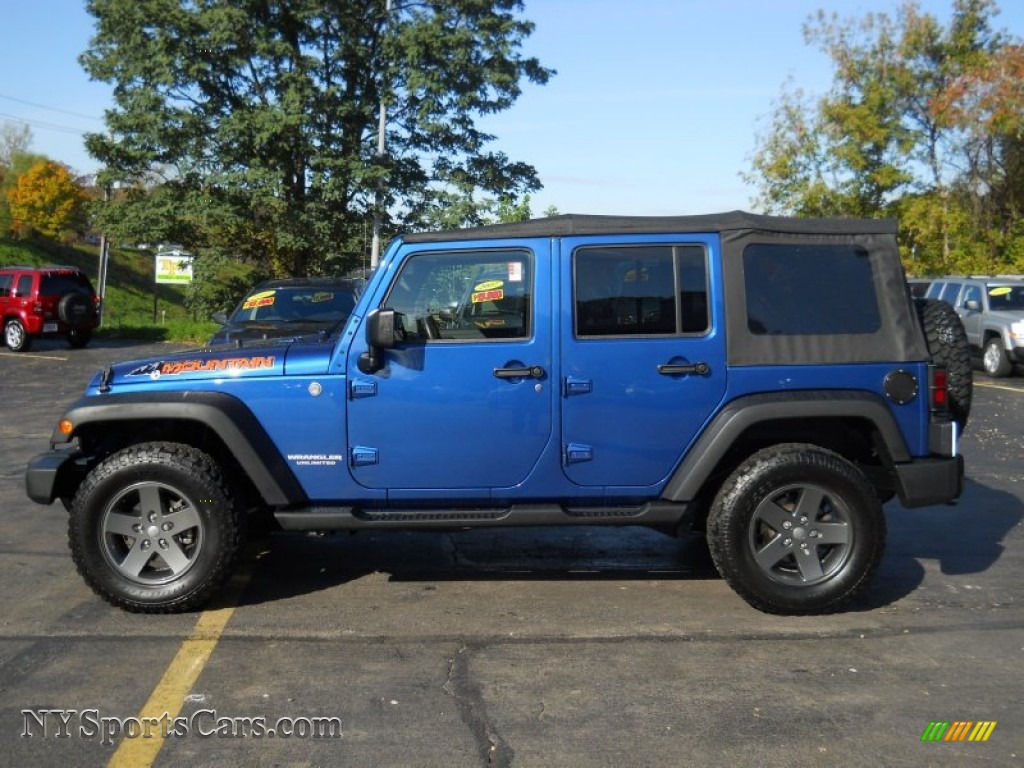 2010 Jeep wrangler unlimited blue #3