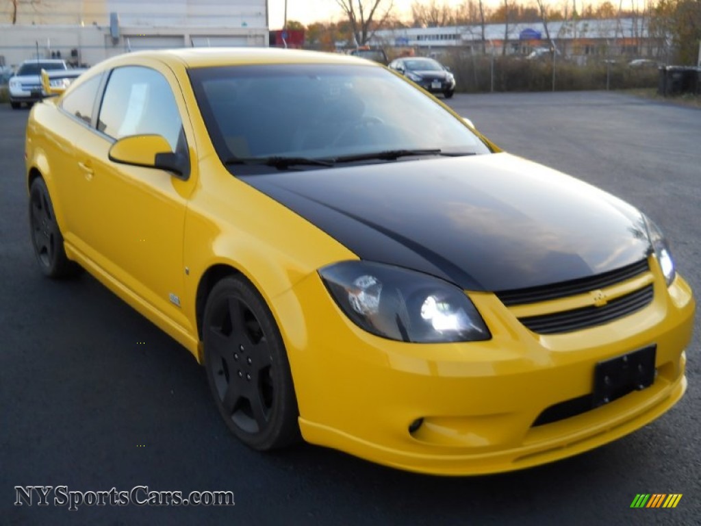2006 Cobalt SS Supercharged Coupe - Rally Yellow / Ebony/Yellow photo #20