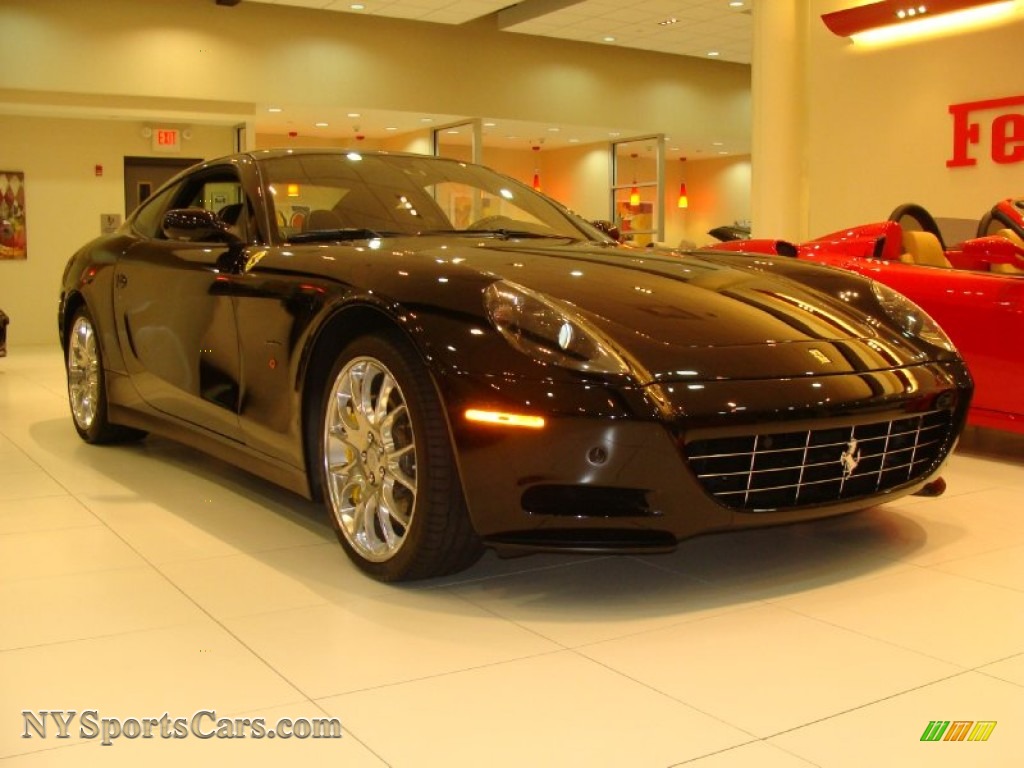 2010 612 Scaglietti F1A - Nero / Nero photo #3