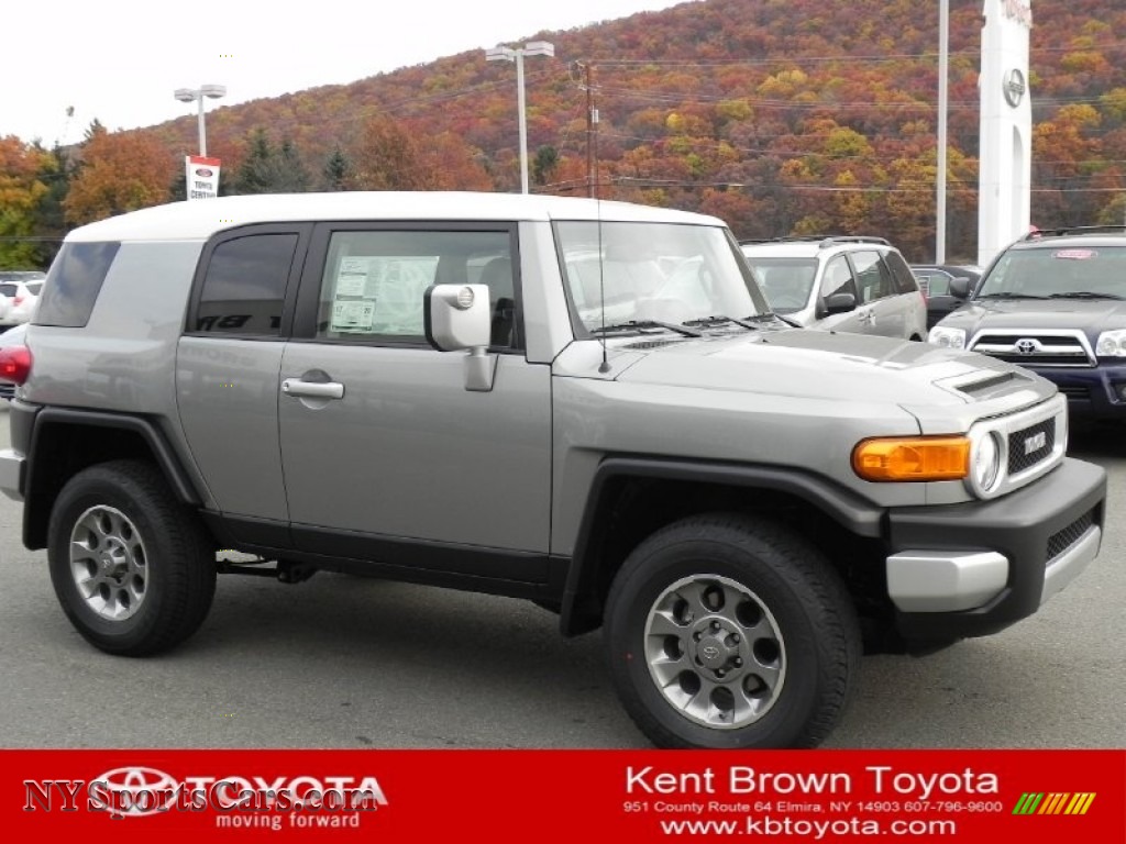 Toyota Fj Silver