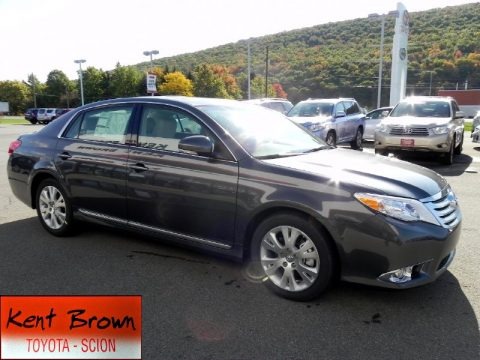 Magnetic Gray Metallic 2011 Toyota Avalon 
