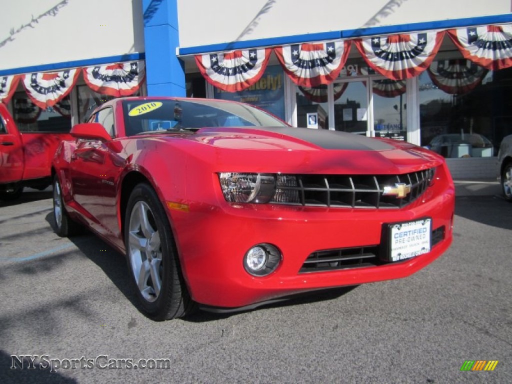 Victory Red / Gray Chevrolet Camaro LT Coupe