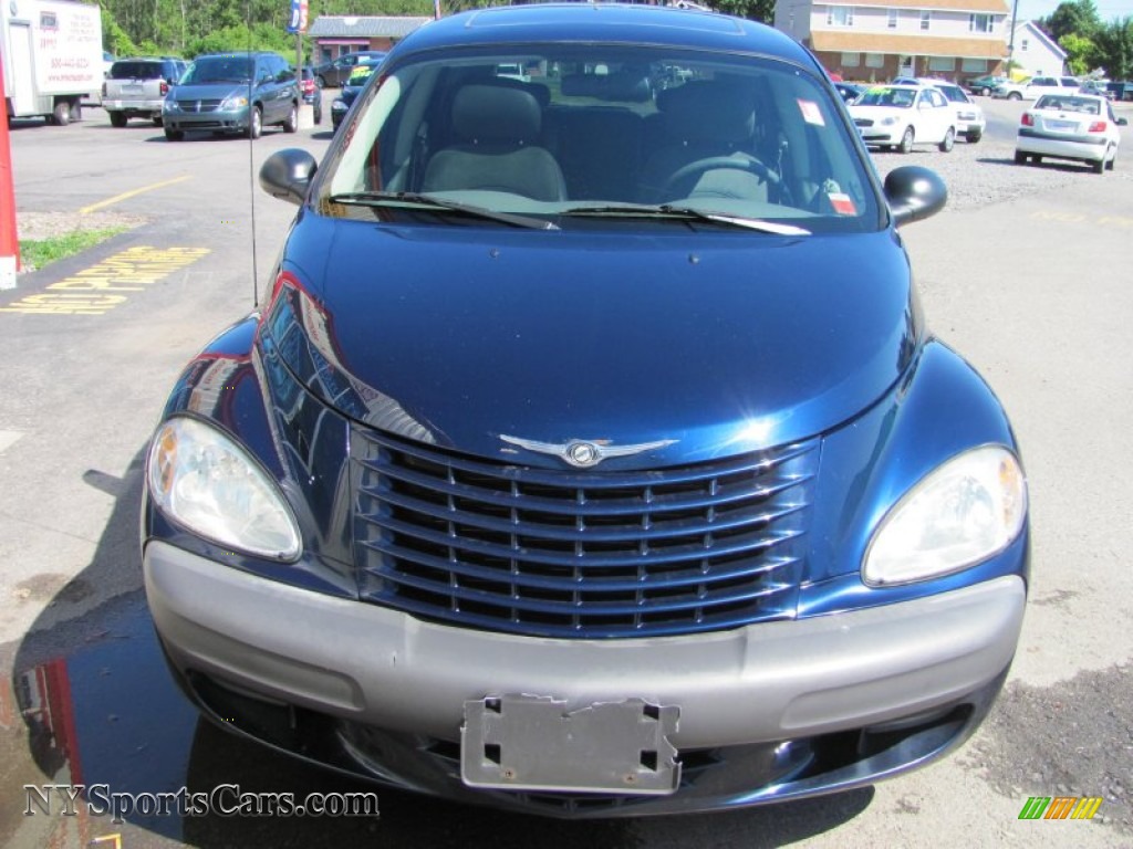 2002 Chrysler PT Cruiser Limited in Patriot Blue Pearlcoat photo 19