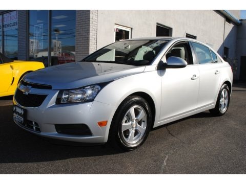 Silver Ice Metallic 2011 Chevrolet Cruze LT