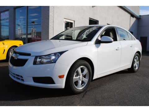 Summit White 2011 Chevrolet Cruze LT