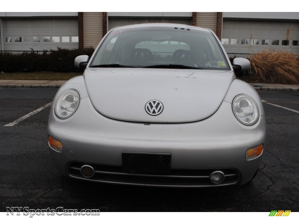 2001 Volkswagen New Beetle GLS Coupe in Silver Arrow ...