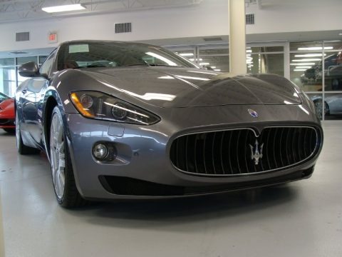 Grigio Alfieri (Gray) 2009 Maserati GranTurismo Grigio Alfieri (Gray) 2009 Maserati GranTurismo