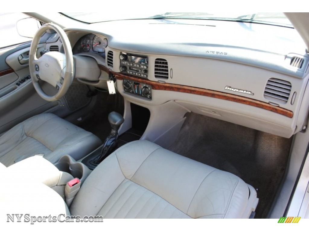 2000 Impala LS - Bright White / Light Oak photo #8