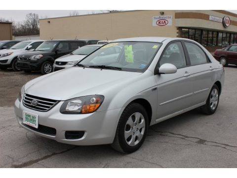 Bright Silver Metallic 2009 Kia Spectra EX Sedan