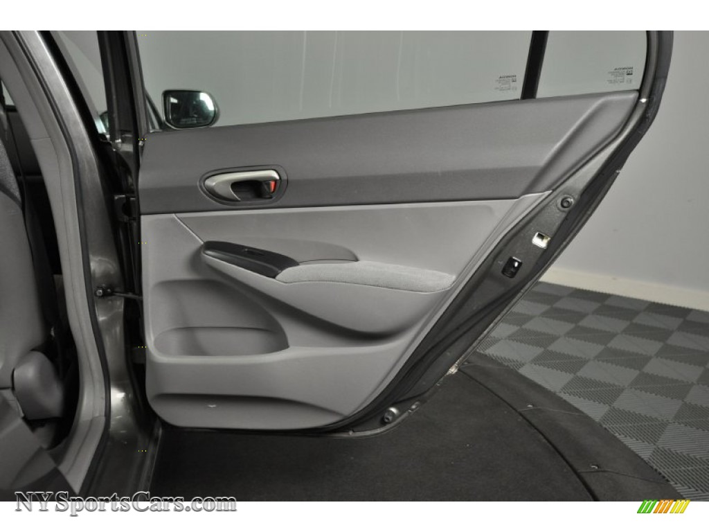2008 Civic LX Sedan - Galaxy Gray Metallic / Gray photo #20