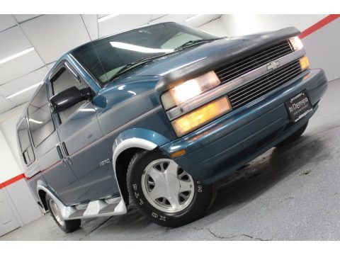 Medium Cadet Blue Metallic 2000 Chevrolet Astro LT Passenger Van