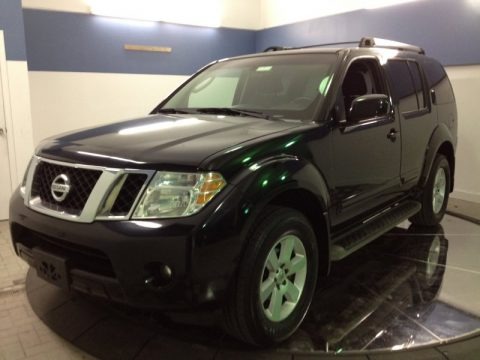 Super Black 2008 Nissan Pathfinder SE 4x4