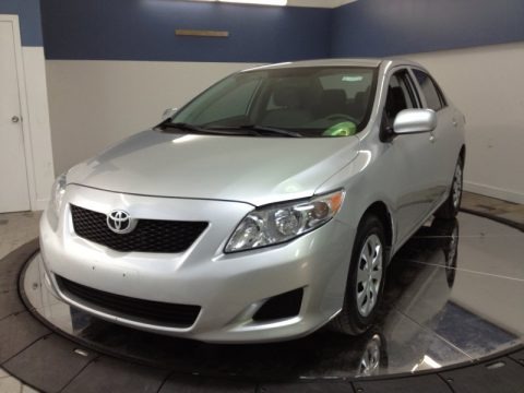 Classic Silver Metallic 2010 Toyota Corolla LE Classic Silver Metallic 2010 Toyota Corolla LE